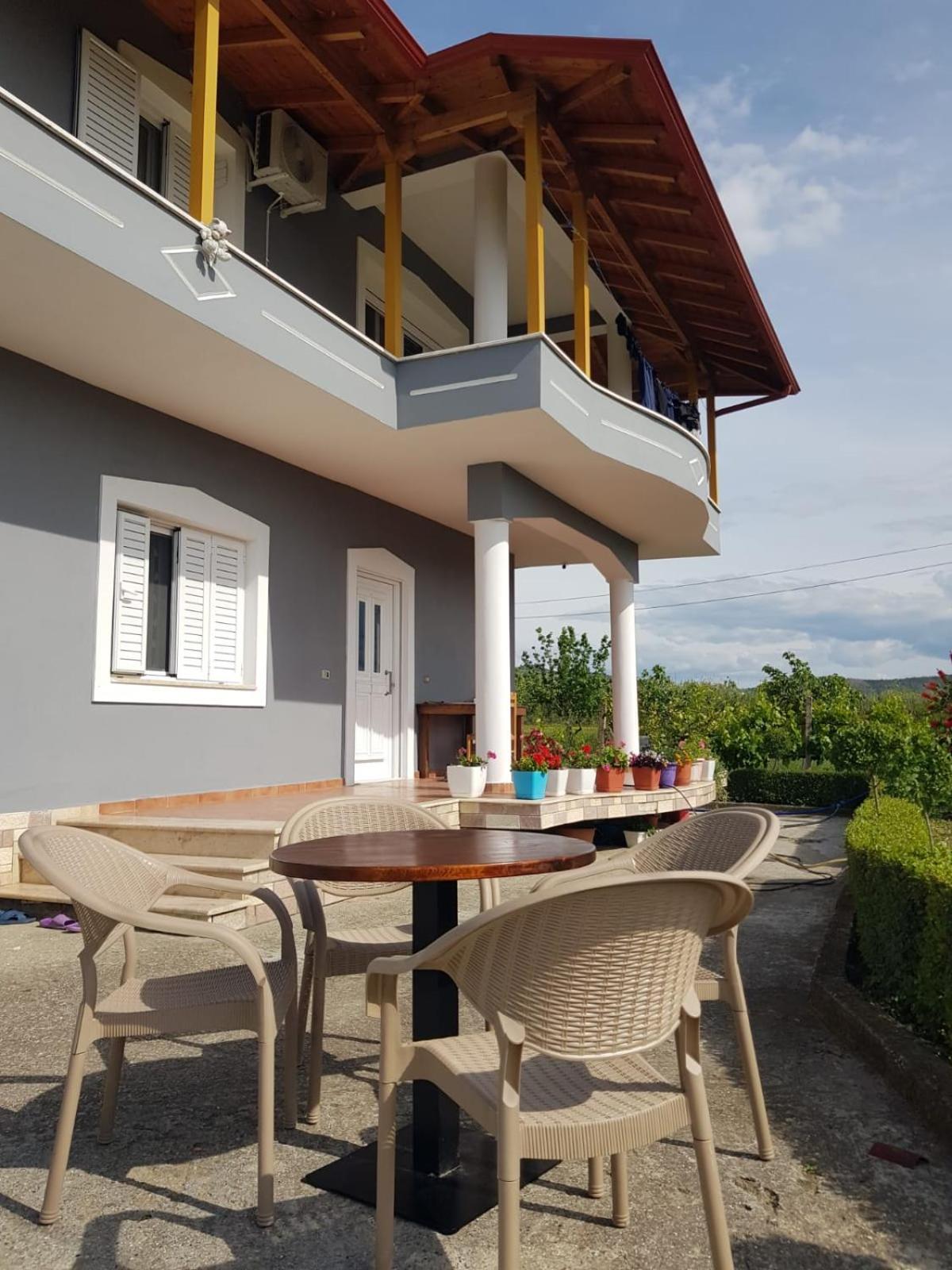 Rent Rooms Sakolli Берат Экстерьер фото